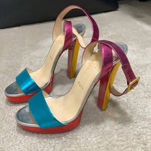 💯Authentic Christian Louboutin sandals 🥰
